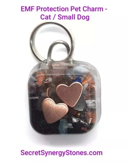 2 Hearts - Split Ring - EMF 5G protection Pet Charm Cat/Sml Dog with Split Ring - 1 ounce
